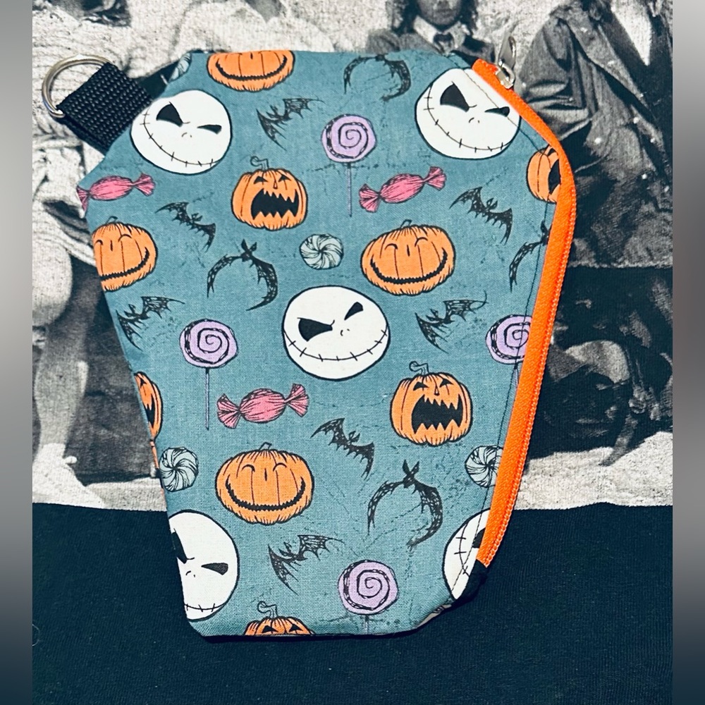 Coffin wristlet (new)